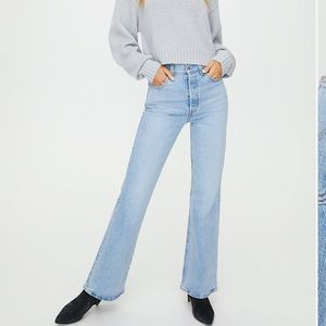 Levi’s ribcage flare jeans in tango light